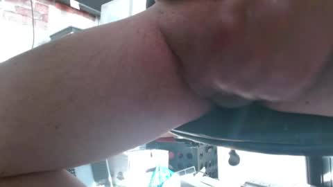 Snapshot of clos13269 chatting on August 1, 12:26 pm clos13269 online show from August 1, 12:26 pm