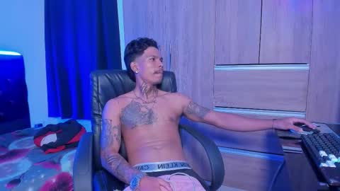 cloud_mckey8 online show from February 26, 4:00 am