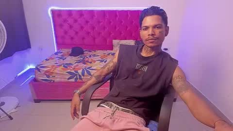 cloud_mckey8 online show from February 27, 3:06 am