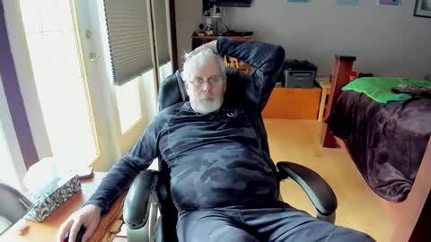 cloudalert62 online show from March 9, 4:55 pm