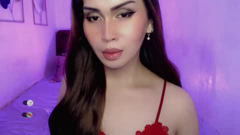 Snapshot of cloudia_babe chatting on February 25, 12:37 pm Cloudia babe69 online show from February 25, 12:37 pm