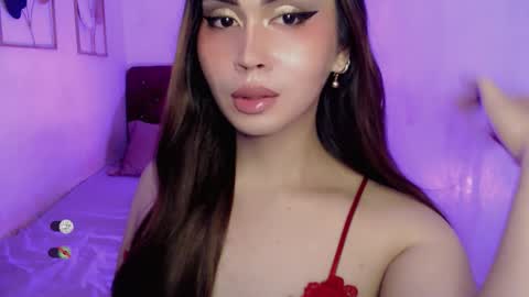Snapshot of cloudia_babe chatting on February 28, 5:30 am Cloudia babe69 online show from February 28, 5:30 am