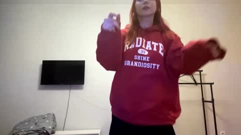 Lily online show from February 25, 3:21 pm