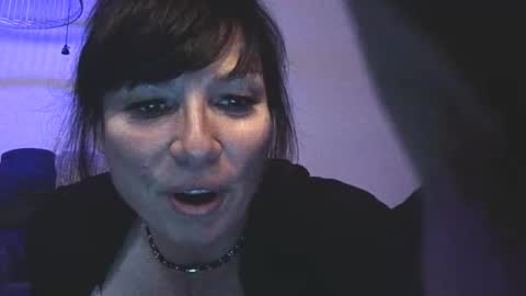 Snapshot of cloudy2025 chatting on February 15, 4:09 am cloudy2025 online show from February 15, 4:09 am