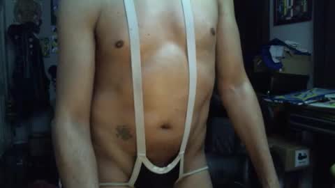 Snapshot of cloudydayz22 chatting on April 13, 10:43 am CloudyDay online show from April 13, 10:43 am