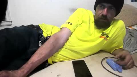 cloudyystarr666 online show from September 10, 8:14 am