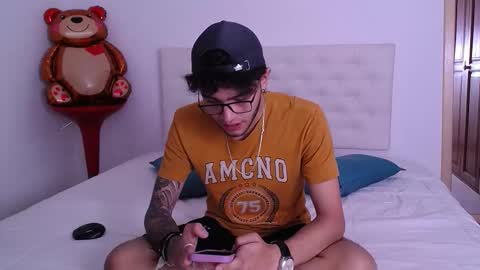 Snapshot of cock_fox chatting on October 8, 7:55 pm Camilo online show from October 8, 7:55 pm