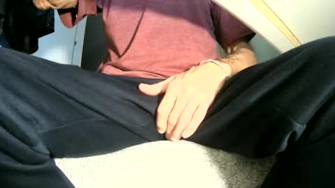 Ask me  online show from January 5, 11:44 pm