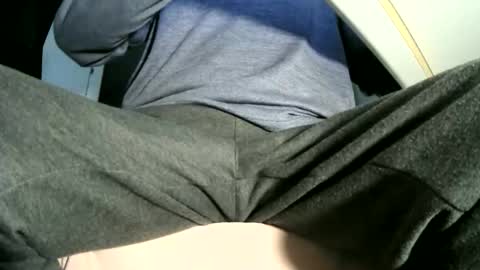 Ask me  online show from December 4, 10:40 pm