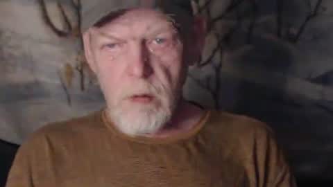 cockreadynow4u online show from April 1, 3:18 am