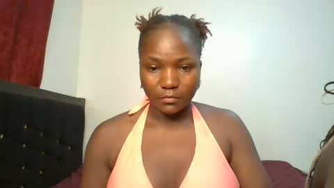 Snapshot of coco_pendo chatting on July 1, 11:15 pm coco_pendo online show from July 1, 11:15 pm