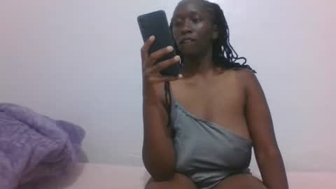 Snapshot of cocoalush9819 chatting on September 13, 10:42 pm cocoalush9819 online show from September 13, 10:42 pm