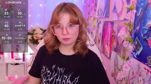 Mia online show from March 4, 10:16 pm