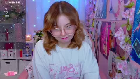 Mia online show from May 29, 2:37 pm