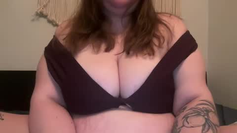 coconutbasil online show from January 31, 12:29 pm