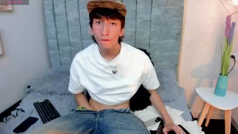 Lisandro T. online show from April 16, 4:57 am