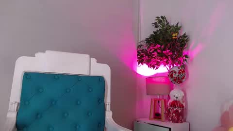 Coffee Dreams online show from February 24, 5:42 pm