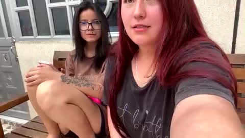  Mai y Lua  online show from April 2, 5:21 pm