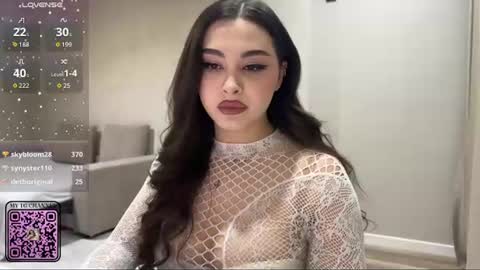 Yumi online show from July 16, 10:16 pm