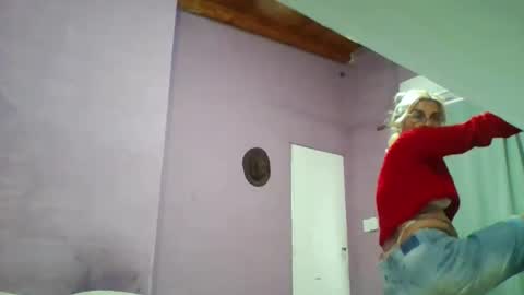 Snapshot of cojeelcamino chatting on October 17, 8:44 pm cojeelcamino online show from October 17, 8:44 pm