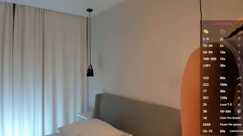 Carry online show from September 29, 1:00 am