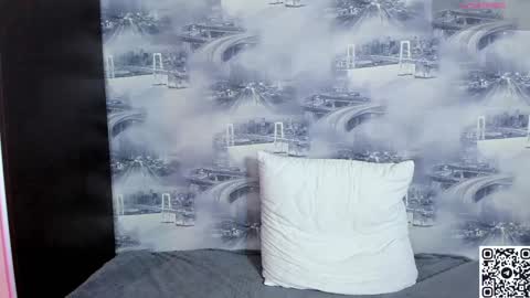 Criss online show from December 2, 1:13 pm