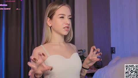 Criss online show from November 24, 3:17 am