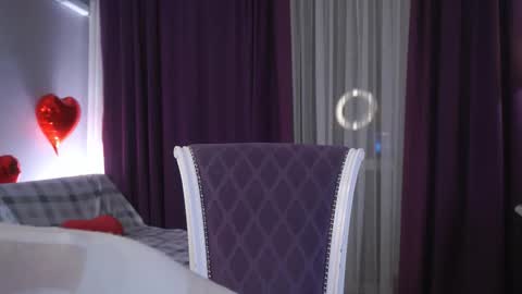 Snapshot of colettaelsensohn chatting on February 15, 4:25 pm Jenny online show from February 15, 4:25 pm