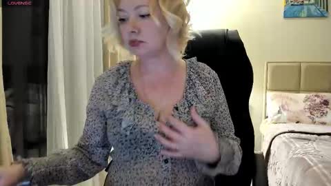 Olga. online show from February 16, 8:27 pm