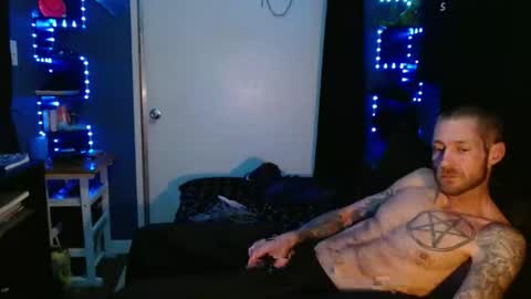 colevan2390 online show from January 11, 2:49 am