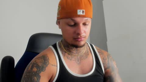 Snapshot of colin_prince2 chatting on January 21, 2:11 am COLIN online show from January 21, 2:11 am