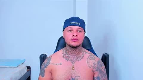 Snapshot of colin_prince2 chatting on February 14, 6:04 pm COLIN online show from February 14, 6:04 pm