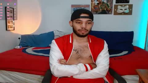 Snapshot of colinlatinbrown chatting on January 17, 10:11 am IG  online show from January 17, 10:11 am