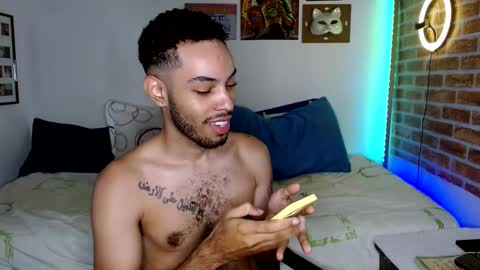 Snapshot of colinlatinbrown chatting on February 26, 12:14 pm IG  online show from February 26, 12:14 pm