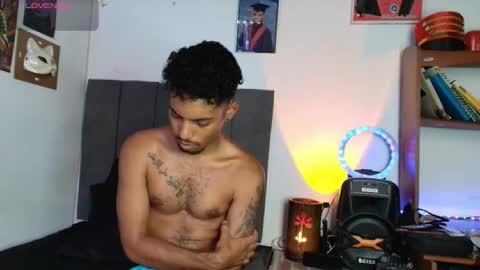 Snapshot of colinlatinbrown chatting on September 16, 3:57 pm IG  online show from September 16, 3:57 pm