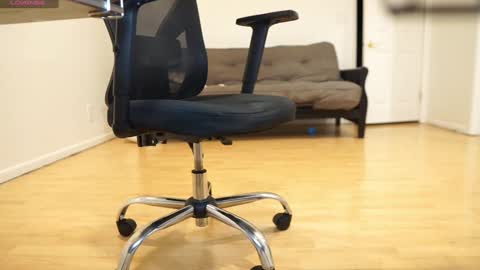 College001 online show from September 13, 12:49 pm