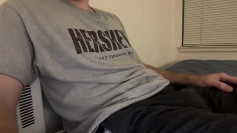 Snapshot of college0tter chatting on September 30, 7:57 am college0tter online show from September 30, 7:57 am