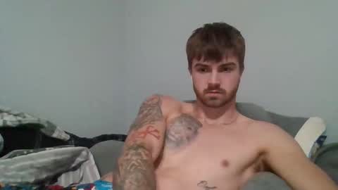 Snapshot of college_guy989 chatting on November 17, 5:35 am college guy989 online show from November 17, 5:35 am