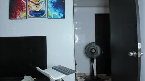 college_muscle_ass online show from December 9, 1:02 pm