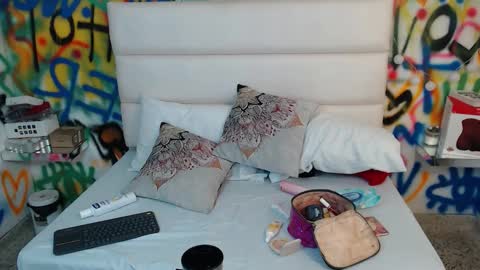 valentina online show from November 26, 12:39 pm