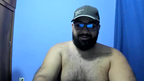 colombianbear1 online show from April 9, 4:56 am