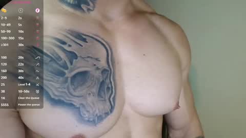 Snapshot of colombianmuscle8 chatting on April 26, 12:30 am colombianmuscle8 online show from April 26, 12:30 am
