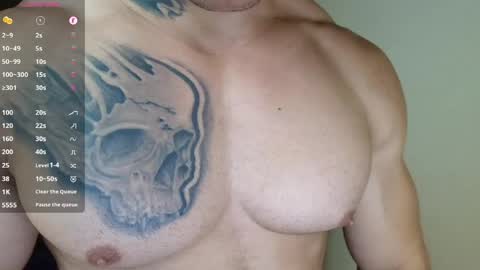 Snapshot of colombianmuscle8 chatting on May 15, 2:51 am colombianmuscle8 online show from May 15, 2:51 am