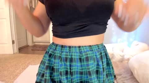    ........ Instagram  Lorysexys online show from February 5, 6:24 am