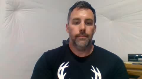 Just me online show from April 17, 8:12 pm