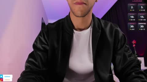 colstorw_ online show from September 18, 10:39 am