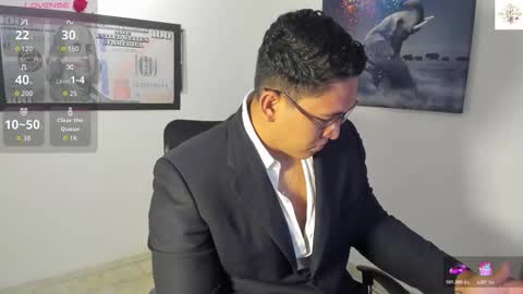 Snapshot of coltonmassif_ chatting on October 18, 4:59 am coltonmassif_ online show from October 18, 4:59 am