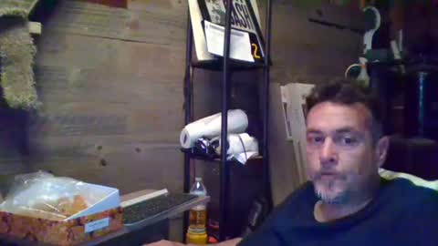 Snapshot of comeongirlts chatting on February 24, 11:43 am comeongirlts online show from February 24, 11:43 am