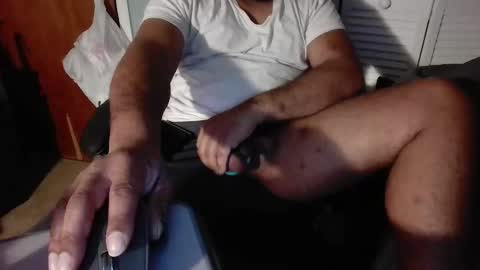 comesuckthisdick111 online show from February 17, 7:49 am