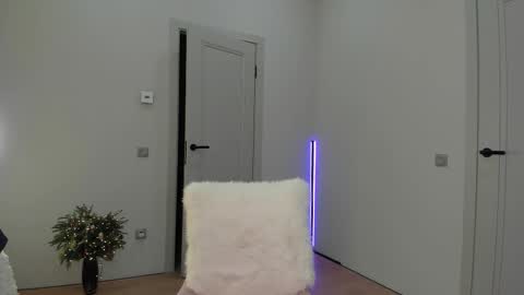 Alice online show from January 8, 4:42 pm